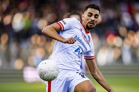 رئيس سيون عن رحيل شوارف: الأهلي كان قاسيًا معنا.. ولم أتلق عرضًا رسميًا